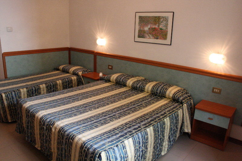 Hotel Bertusi Porretta Terme Extérieur photo
