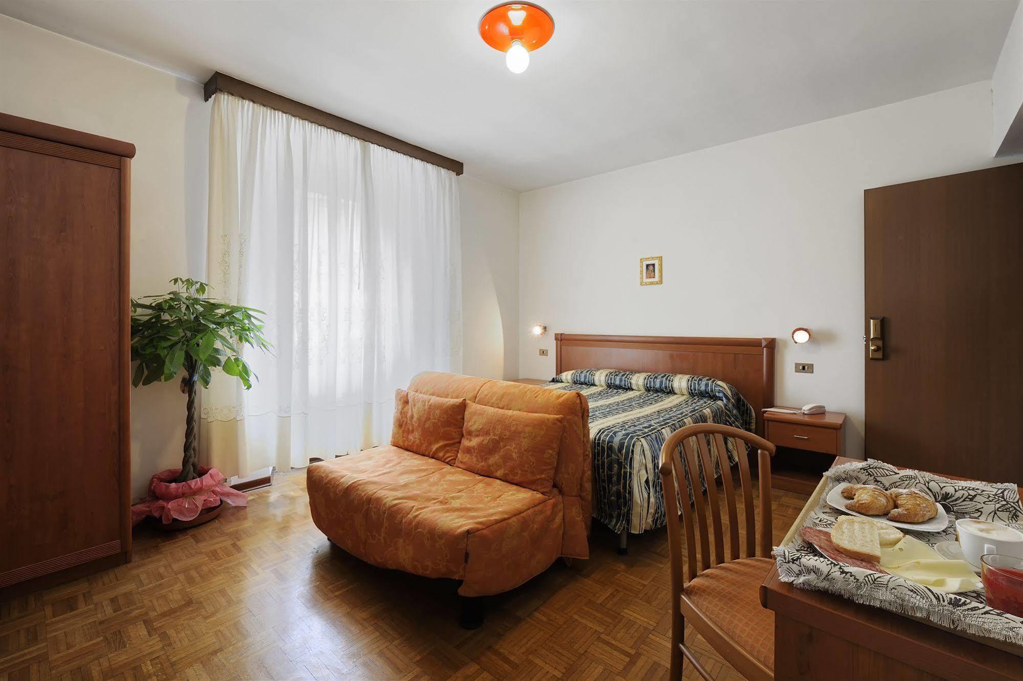 Hotel Bertusi Porretta Terme Extérieur photo