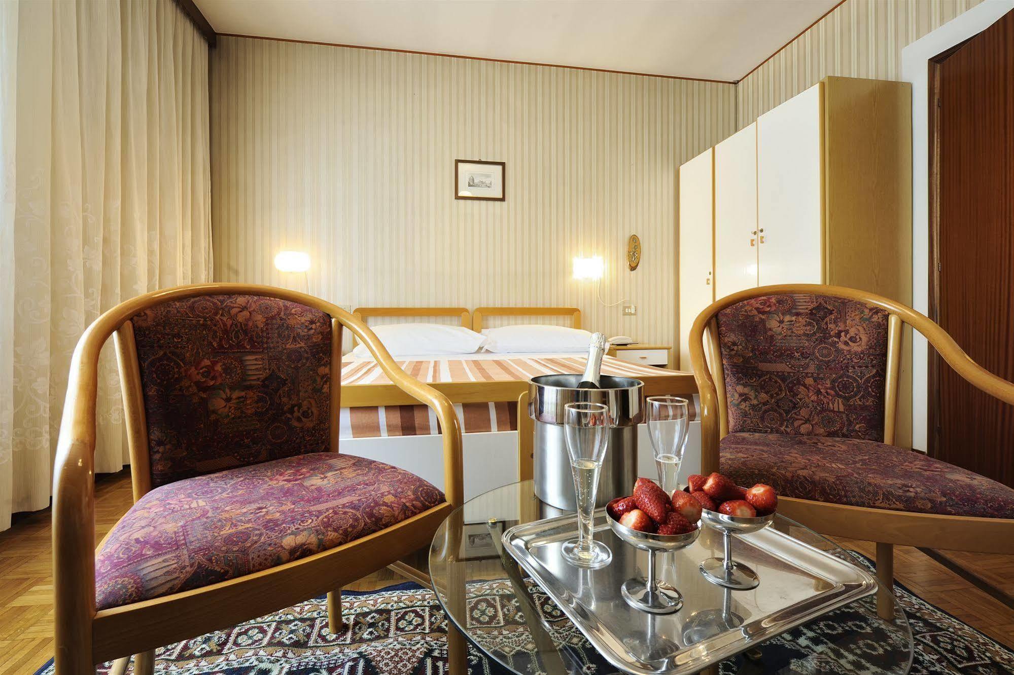 Hotel Bertusi Porretta Terme Extérieur photo