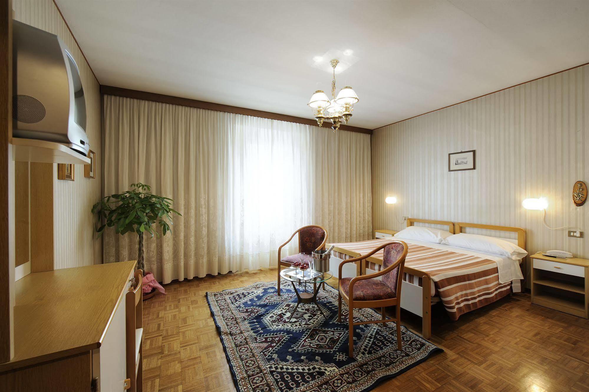 Hotel Bertusi Porretta Terme Extérieur photo