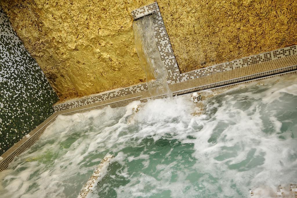 Hotel Bertusi Porretta Terme Extérieur photo
